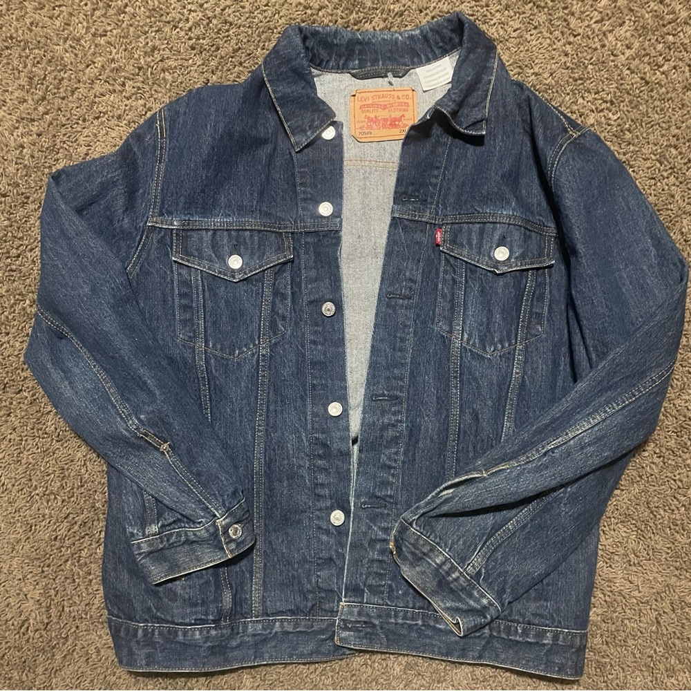 Classic Levi’s Trucker Denim Jean Jacket